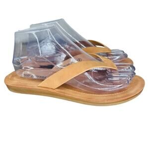 Reel Legends Flip Flops 8 Sandals Tan Taupe Brown Beach Casual